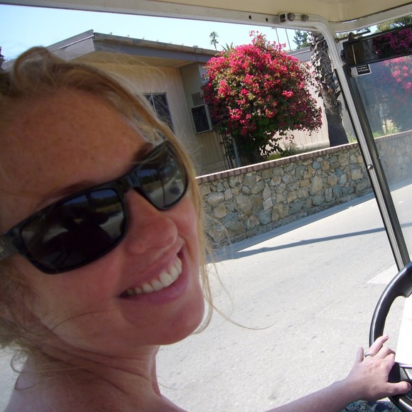 Meet your Posher, Isabel - Picture 1 of 1